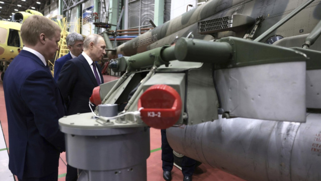 Putin semnează decret care schimbă controlul companiilor în timpul legii marțiale