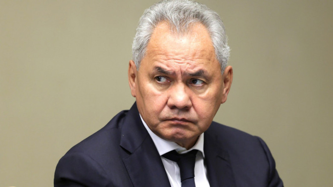 Serghei Soigu, secretarul Consiliului de Securitate al Rusiei, a ajuns miercuri la Phenian pentru o întâlnire cu liderul nord-coreean Kim Jong Un, anunță agențiile de presă ruse, citate de AFP și Agerpres. Potrivit RIA Novosti, vizita are ca scop discutarea parteneriatului strâns dintre cele două țări, care s-au apropiat în contextul ofensivei Rusiei în Ucraina.