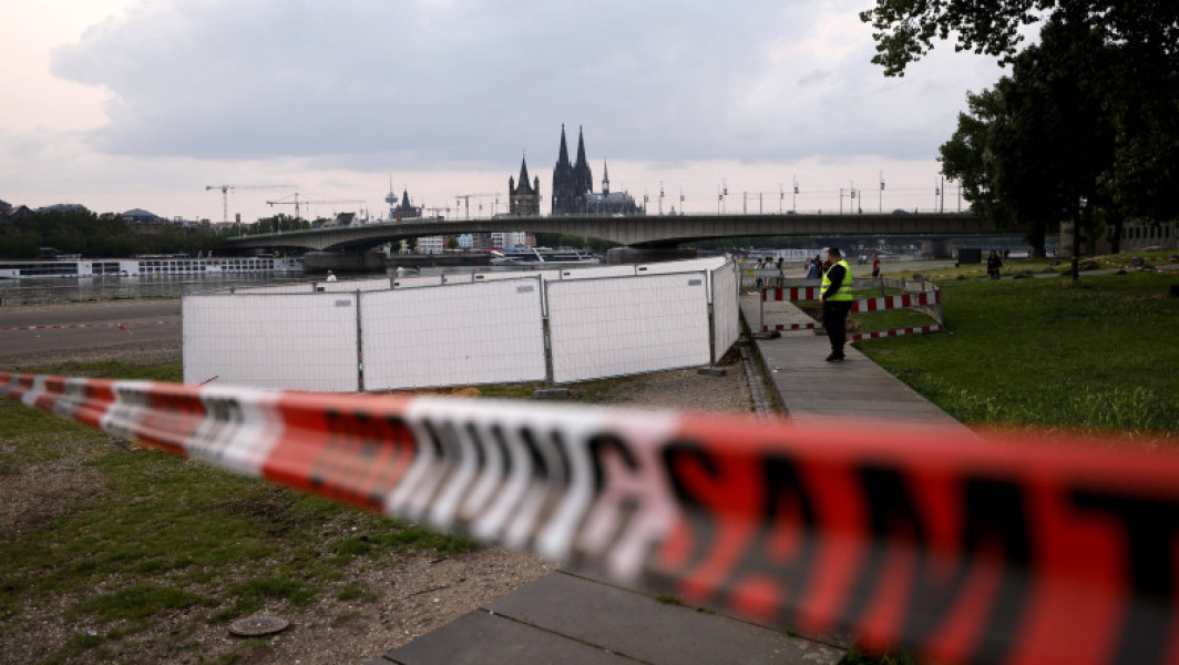 Autoritățile din Köln au evacuat peste 20.000 de persoane din centrul orașului după ce au fost descoperite trei bombe americane neexplodate din timpul celui de-Al Doilea Război Mondial, relatează digi24.ro.