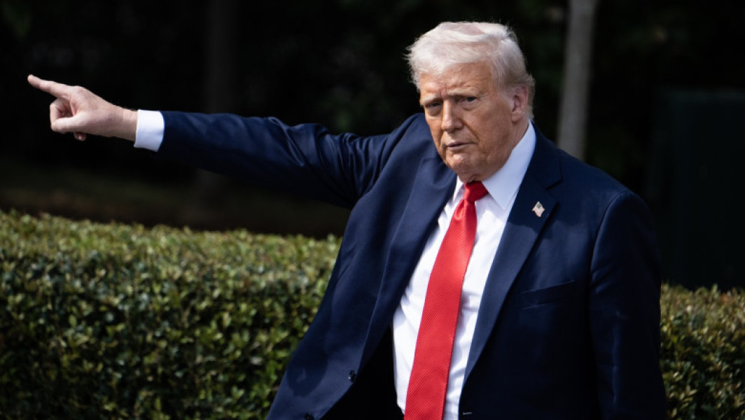 Trump anunță interdicții de călătorie pentru 12 țări în SUA pentru a proteja țara de teroriști