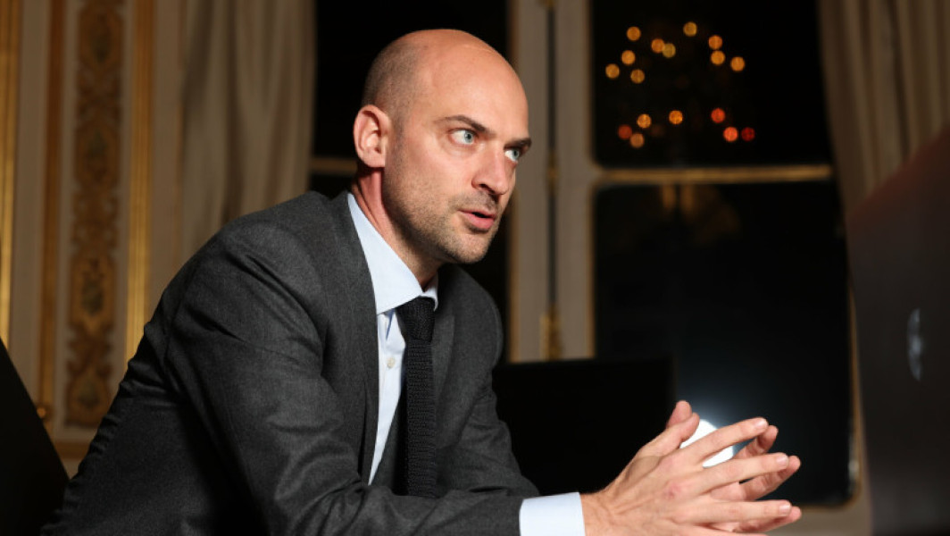 Franta vrea să recunoască un stat palestinian, dar nu va face acest lucru singură, a declarat Jean-Noel Barrot, șeful diplomației franceze, cu câteva zile înainte de o conferință ONU pe această temă. Potrivit AFP, citată de Agerpres, Barrot a spus că Franța este „hotărâtă” să susțină recunoașterea, dar acest demers va fi făcut în comun cu alte țări, în special cu Arabia Saudită, în cadrul conferinței de la New York, unde va fi copreședintă.