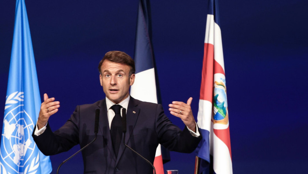 Macron nu exclude din nou alegeri anticipate, în ciuda faptului că a refuzat această opțiune recent