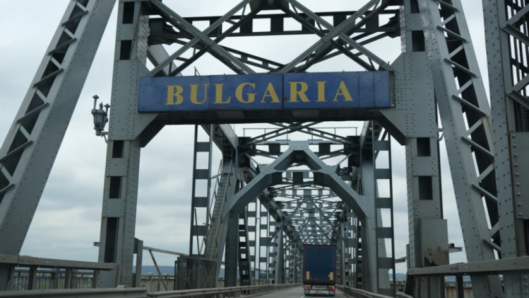 Circulația pe Podul Ruse-Giurgiu se închide temporar pentru lucrări de reparație