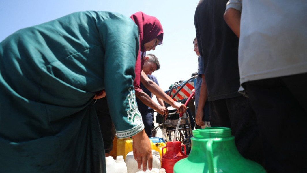 exclușiți civili în Gaza în timpul colectării ajutoarelor umanitare