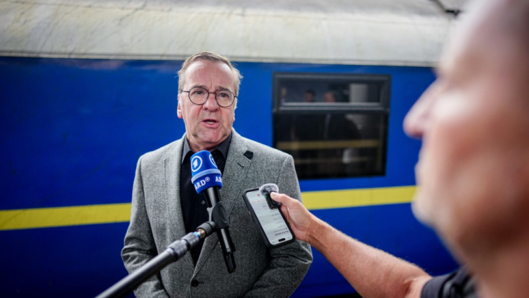 ministrul german al apărării Boris Pistorius face prima vizită la Kiev în contextul escaladării atacurilor rusești asupra Ucrainei