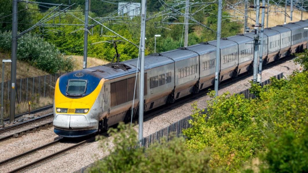 Interdicție pentru transportul alimentelor din UE în Marea Britanie din aprilie