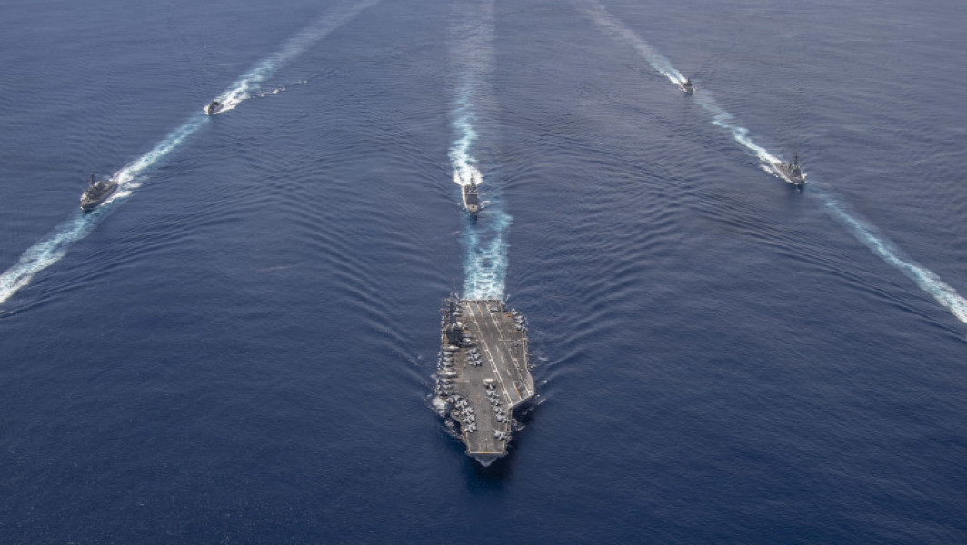 Portavionul american USS Nimitz și-a schimbat cursul către Orientul Mijlociu în timpul misiunii în Marea Chinei de Est