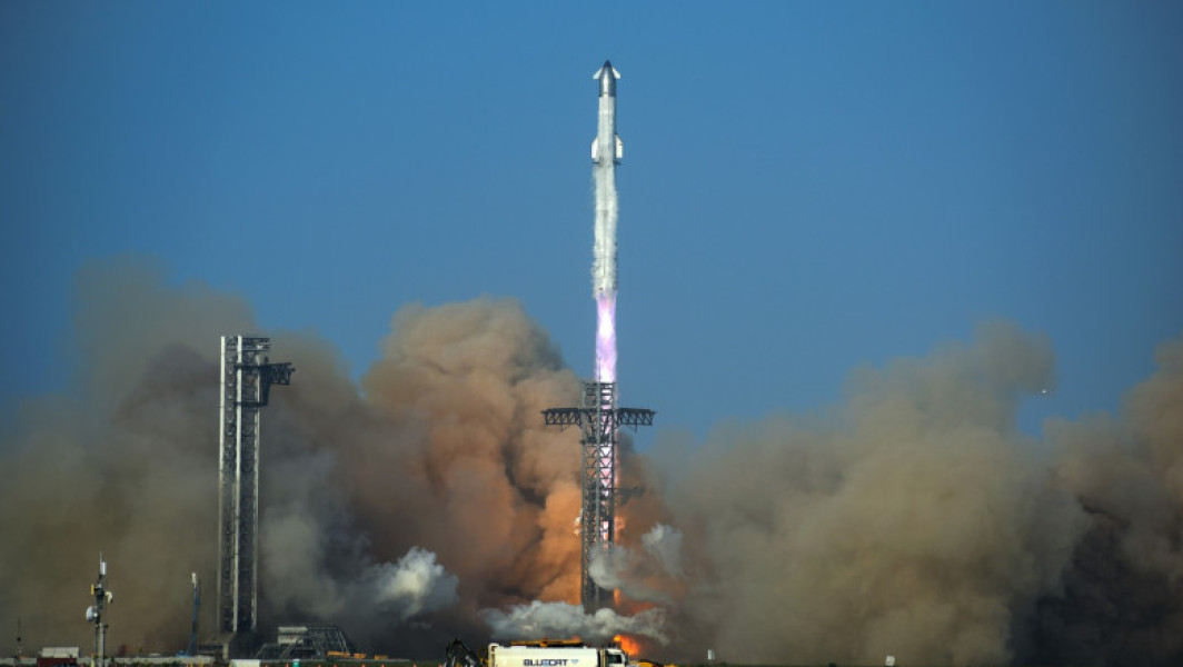Explozie a unei rachete Starship a companiei SpaceX în timpul unui test la Texas