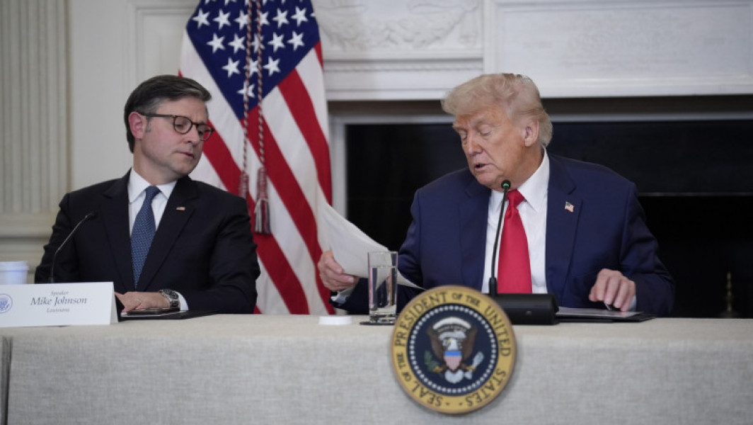 Trump a ignorat serviciile secrete și a transmis Congresului că Iranul are un program de arme nucleare
