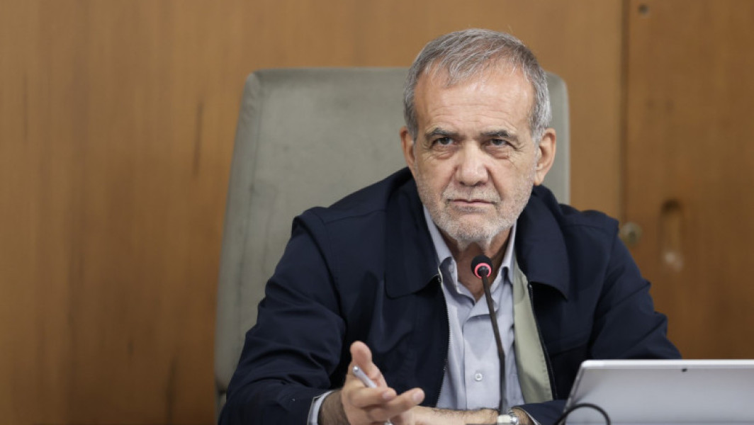 Macron a vorbit din nou la telefon cu preşedintele iranian, Masoud Pezeshkian. Ce au discutat cei doi