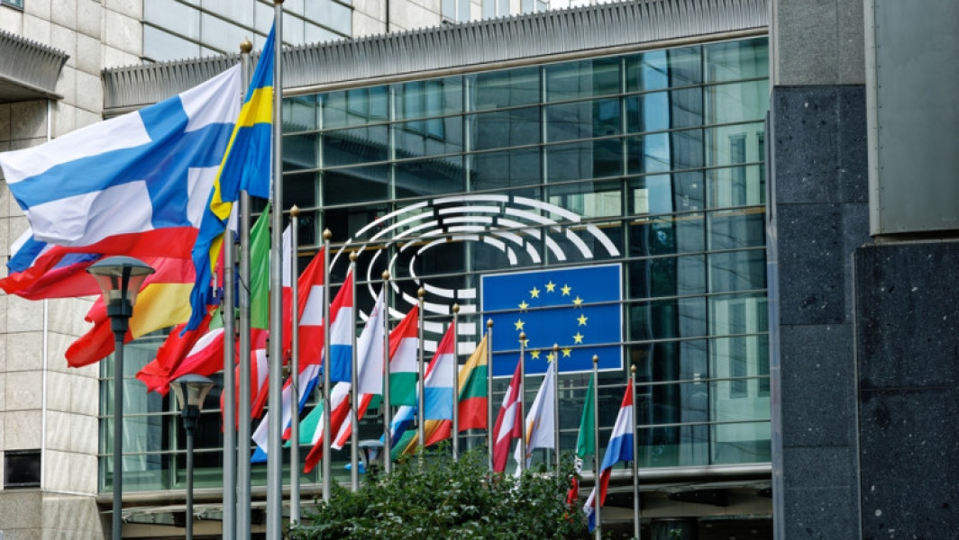 Parlamentul European a rămas fără aer condiționat. Sistemul s-a defectat din cauza caniculei. Cum au reacționat eurodeputații