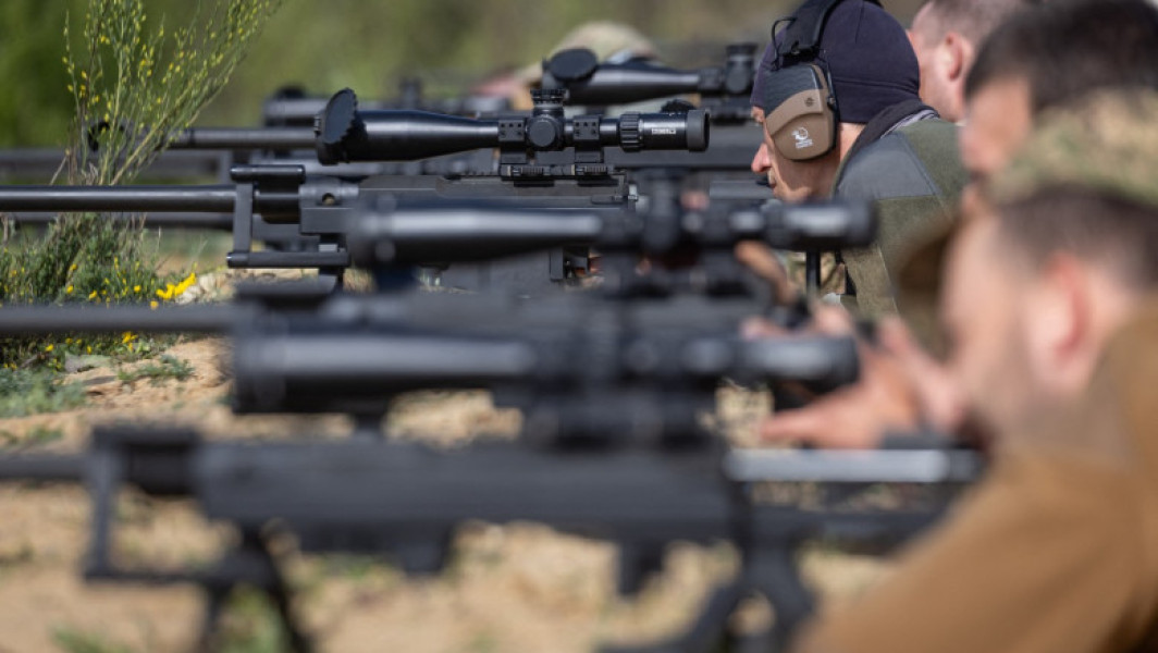 Kievul își schimbă tactica, după ce SUA au hotărât să nu-i mai livreze anumite arme. Solicitarea Ucrainei către Washington