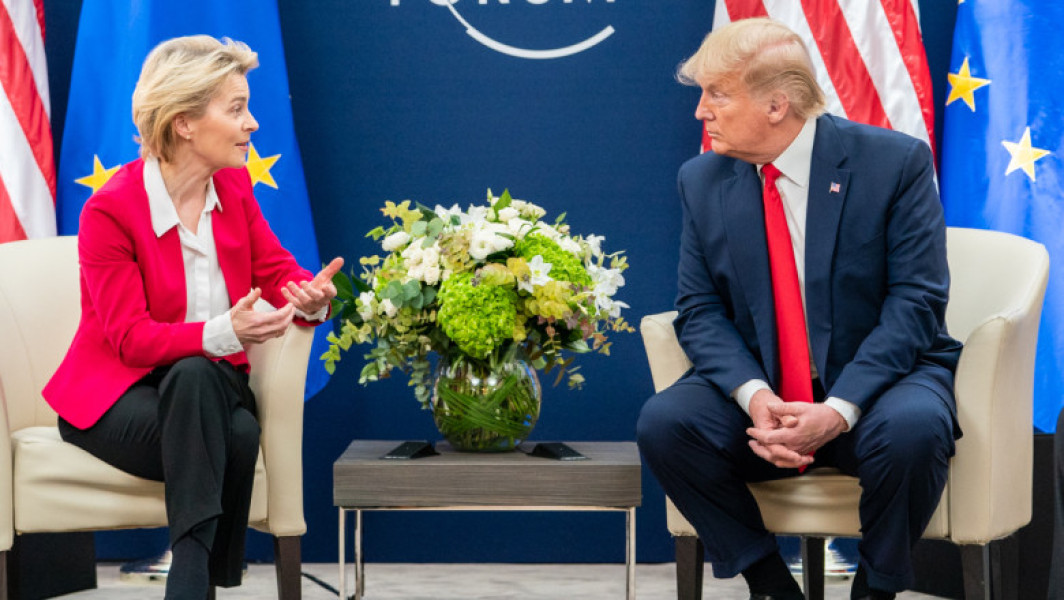 Ursula von der Leyen și Donald Trump au vorbit la telefon despre tarifele vamale. „Un schimb bun de opinii”
