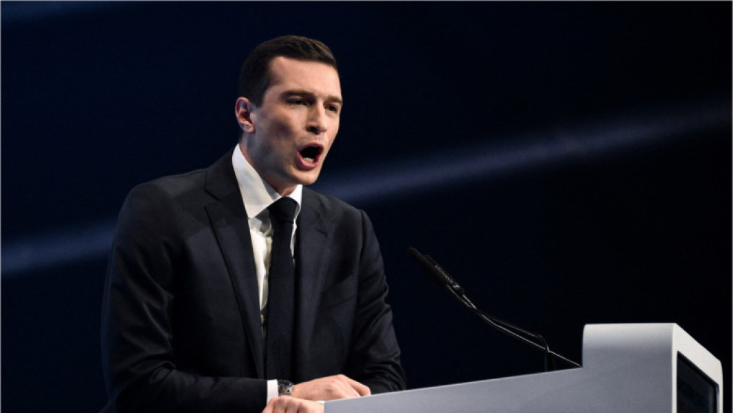 Percheziţii la sediul din Paris al partidului Rassemblement Național. Jordan Bardella, președintele formațiuni, denunţă o „hărţuire”