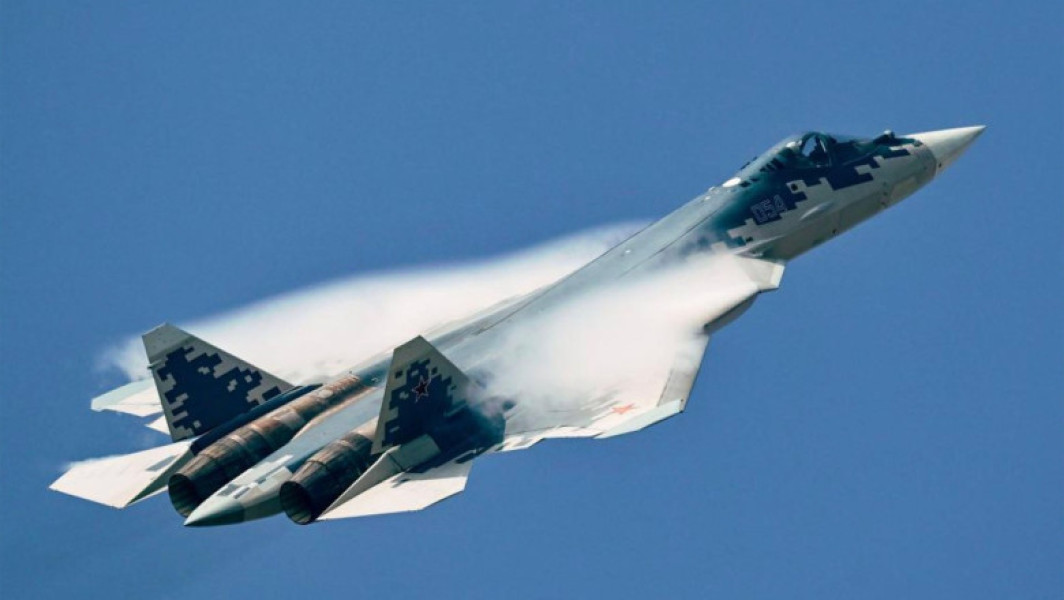 Video Rusia „înarmează” India: vrea să-i vândă avioane de luptă Suhoi SU-57. Când merge Vladimir Putin la New Delhi
