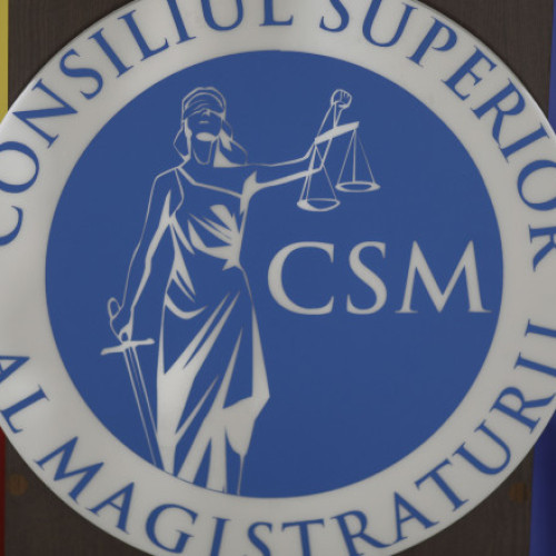 Continuă scandalul dintre magistrați și premierul Bolojan. CSM susține că proiectul care reglementează pensiile este „nelegal”